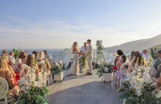 CON MAR Y MONTAÑA (Escenarios elevados con vistas)